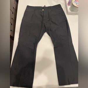 DSquared Women’s Black Trousers Pants Size: 42 US 4-6 excellent condition
